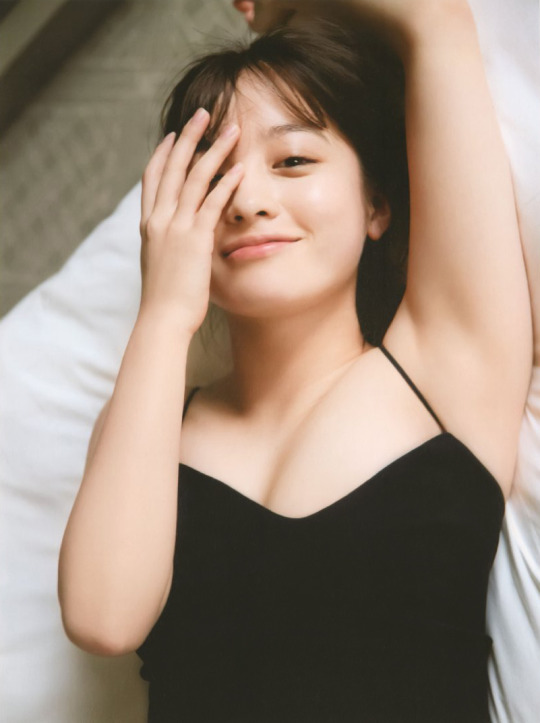橋本環奈 おっぱい