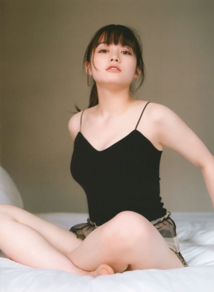 橋本環奈 おっぱい