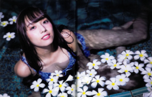 【画像90枚】新内眞衣の胸が美しすぎる！最高レベルです