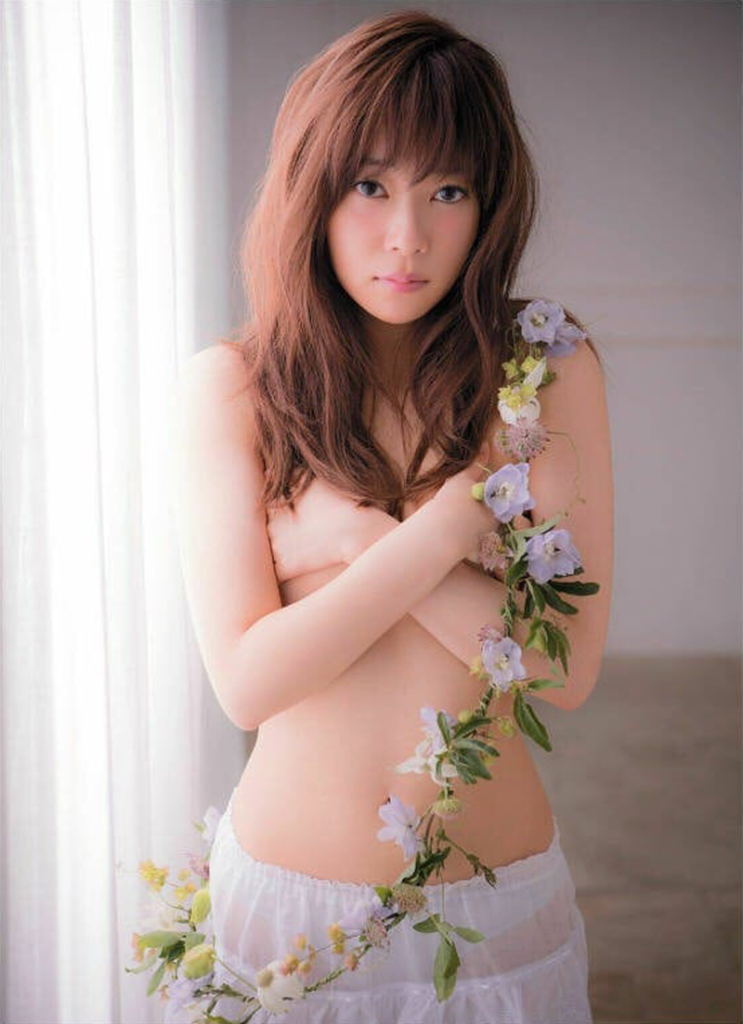 指原莉乃 グラビア