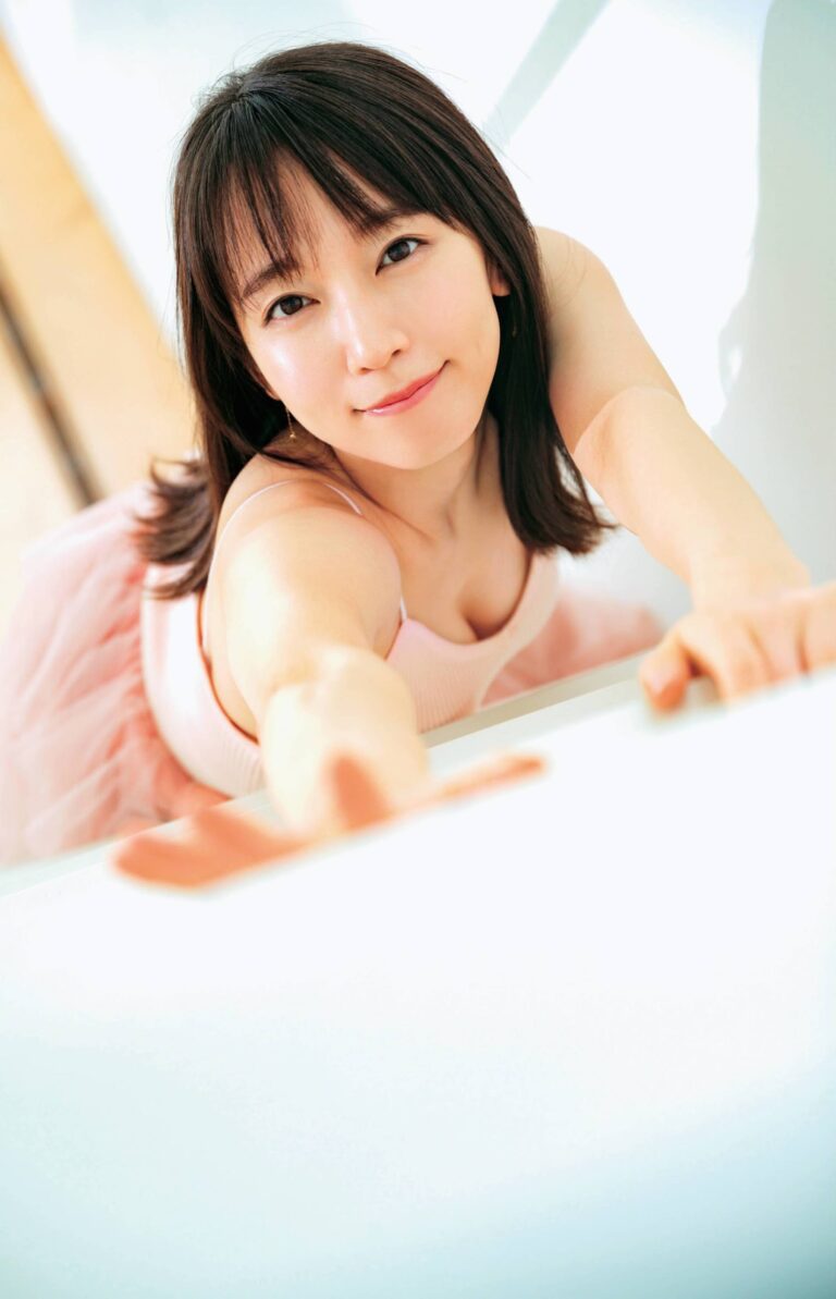 吉岡里帆 おっぱい