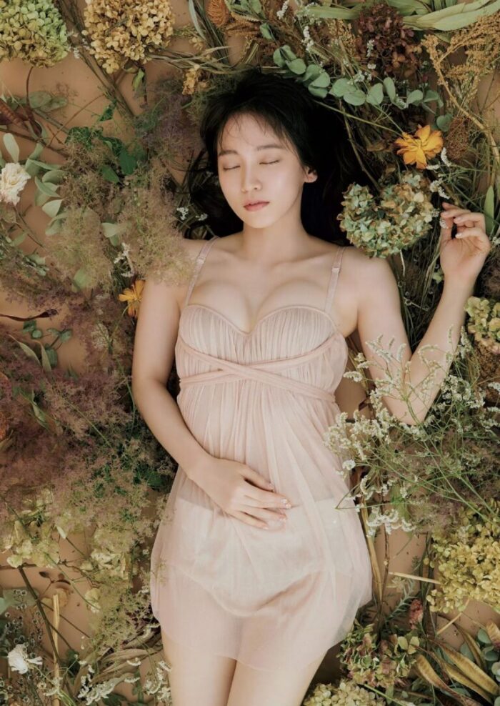 吉岡里帆 おっぱい