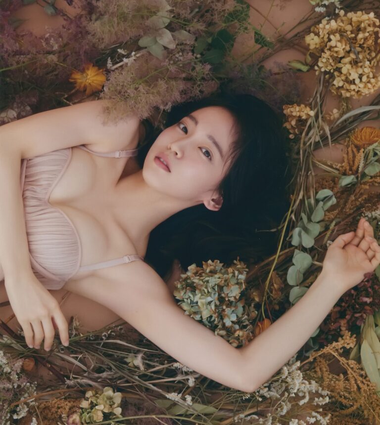 吉岡里帆 おっぱい