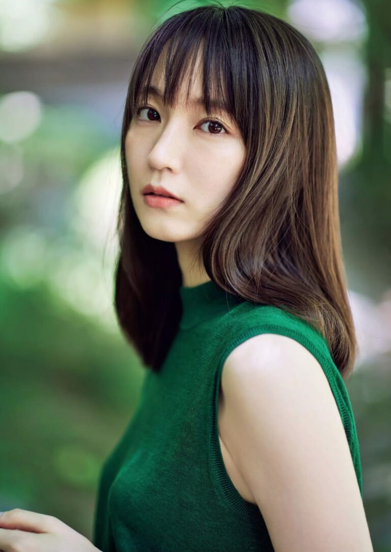 吉岡里帆 おっぱい