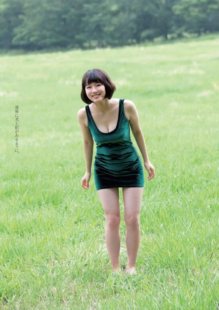 吉岡里帆 おっぱい