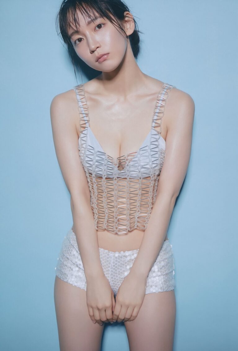吉岡里帆 おっぱい