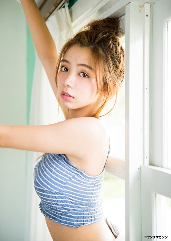 池田エライザ おっぱい