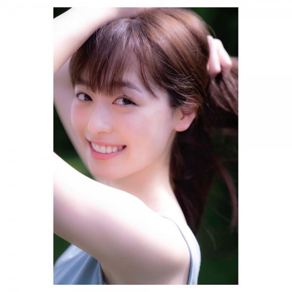 福原遥 おっぱい