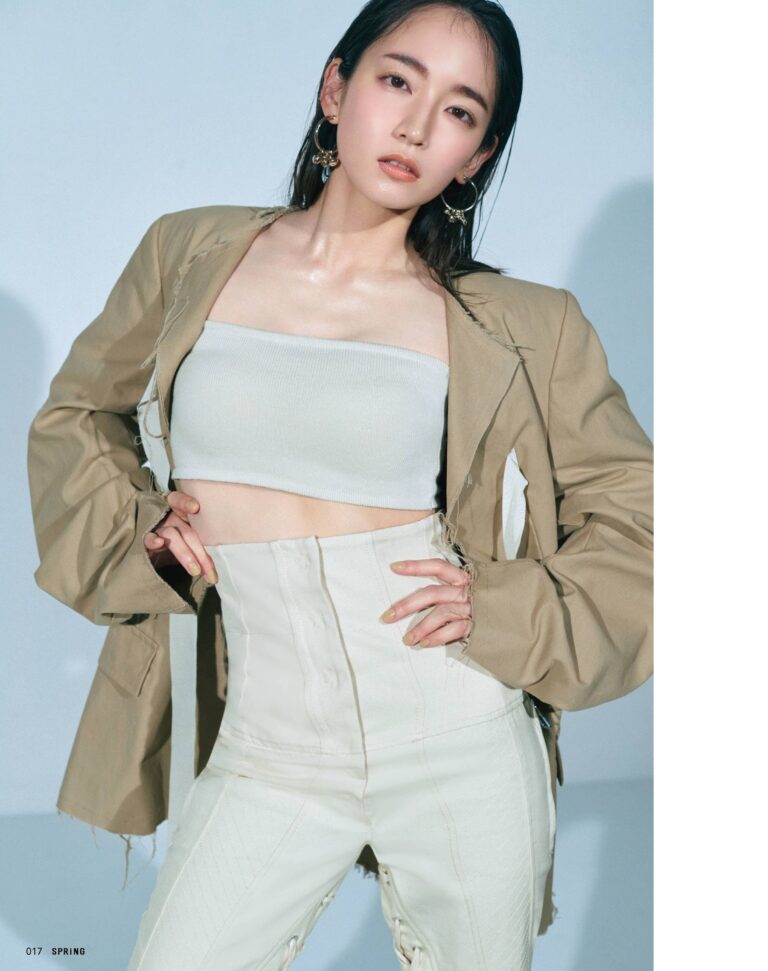 吉岡里帆 おっぱい
