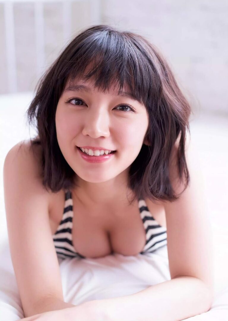 吉岡里帆 おっぱい