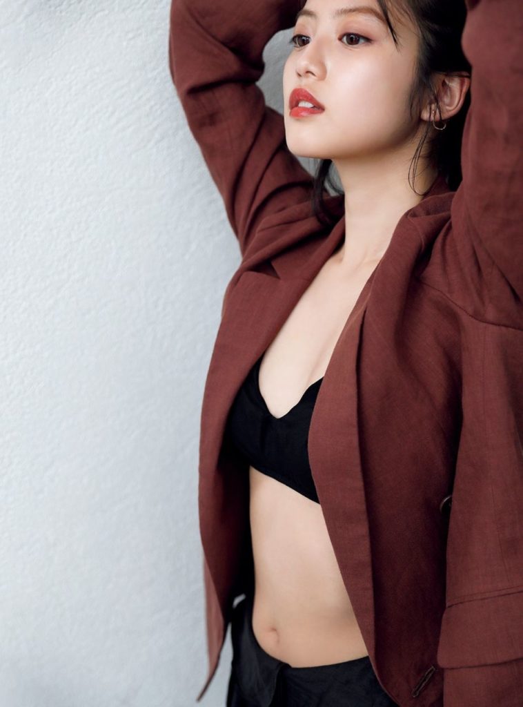 今田美桜 おっぱい