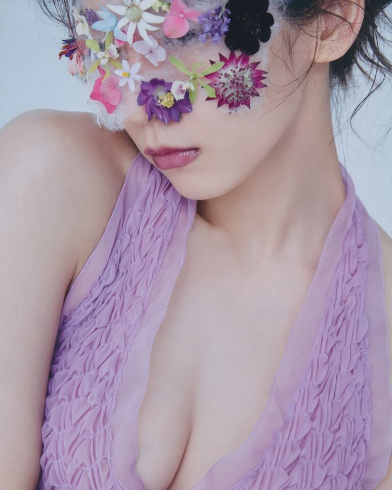 吉岡里帆 おっぱい
