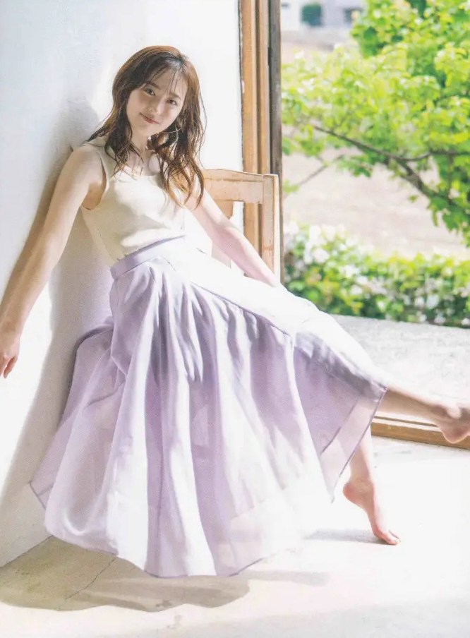 福原遥 おっぱい