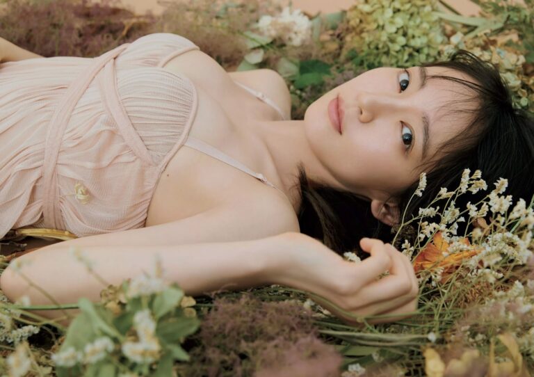 吉岡里帆 おっぱい