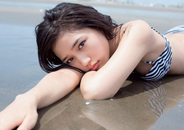 川口春奈 おっぱい