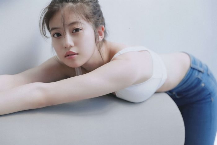 今田美桜 おっぱい