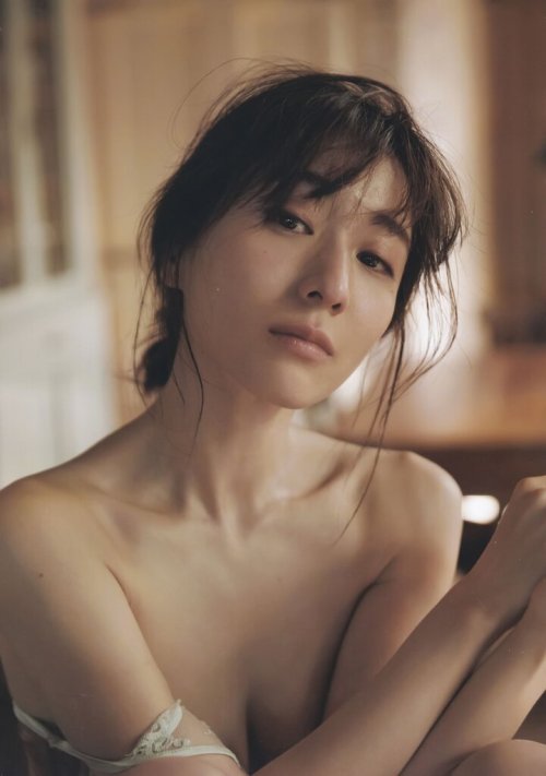 田中みな実 おっぱい