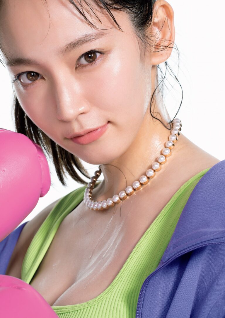 吉岡里帆 おっぱい