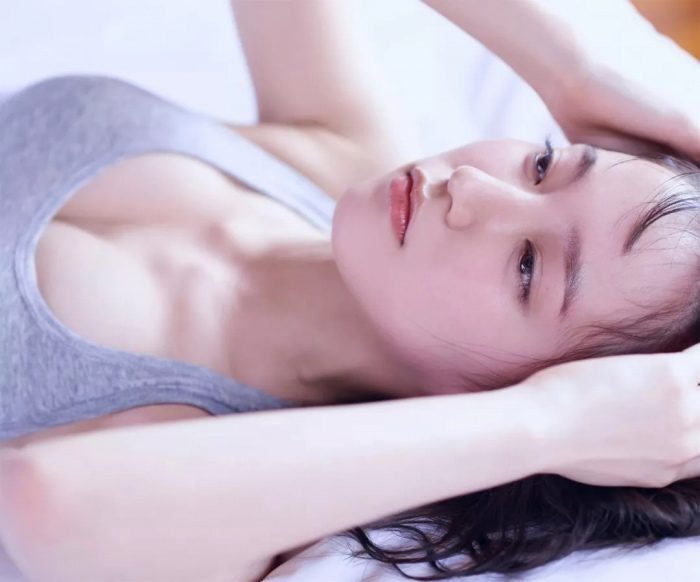 吉岡里帆 おっぱい