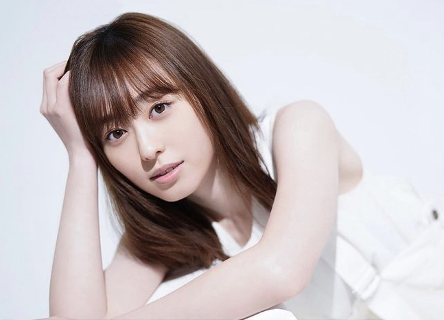 福原遥 おっぱい