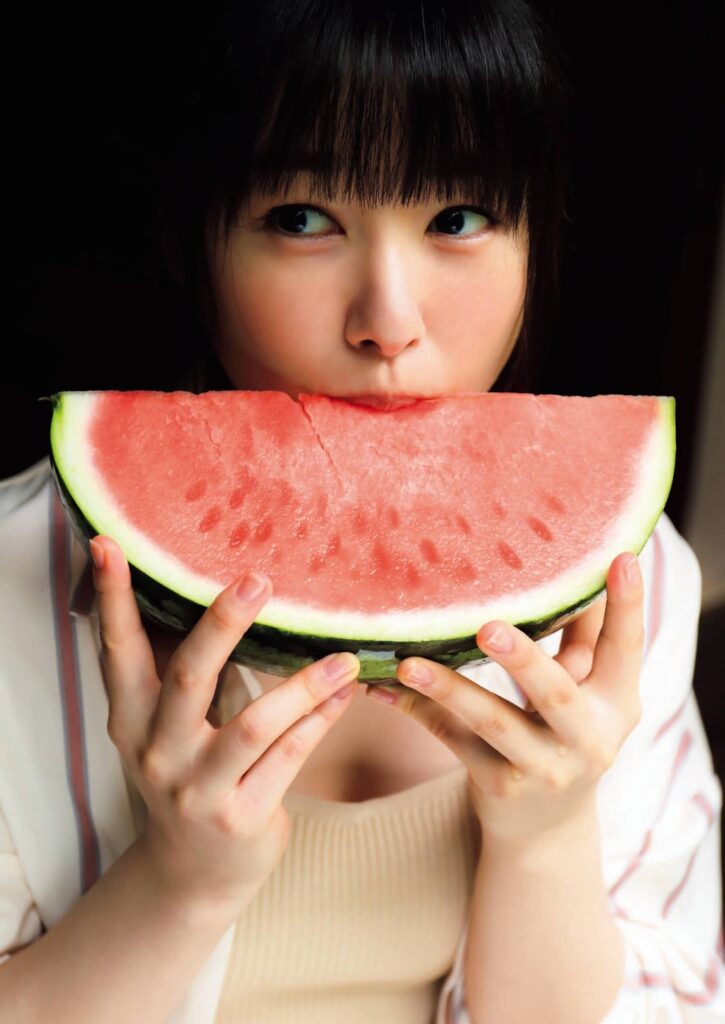 桜井日奈子 おっぱい