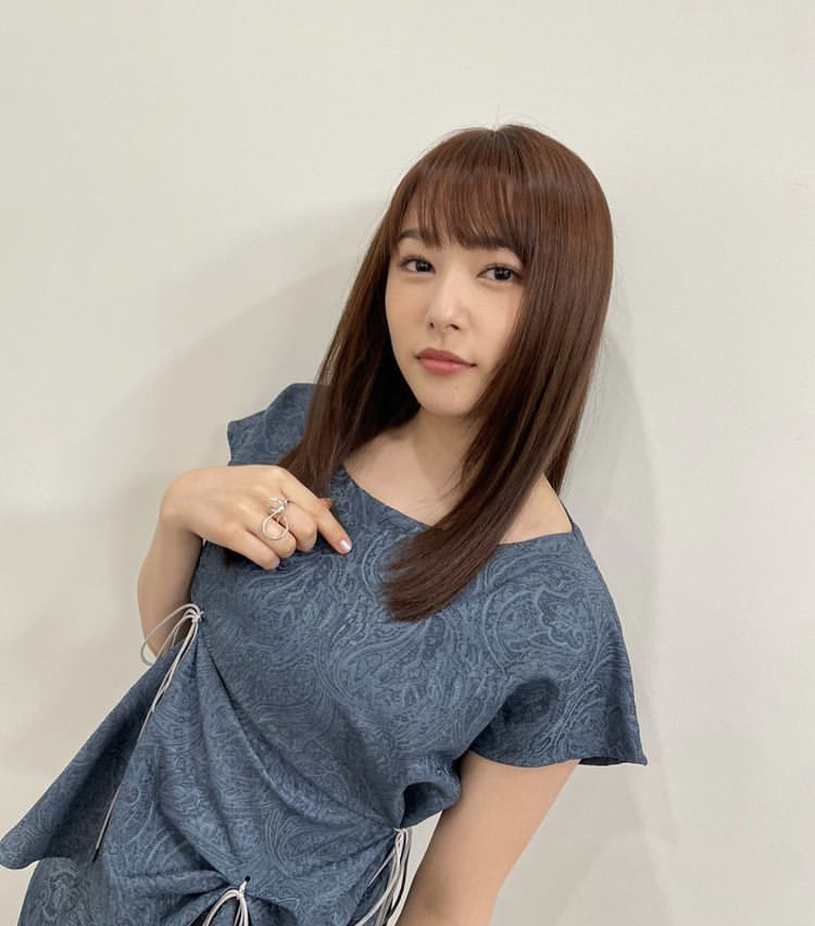 桜井日奈子 おっぱい