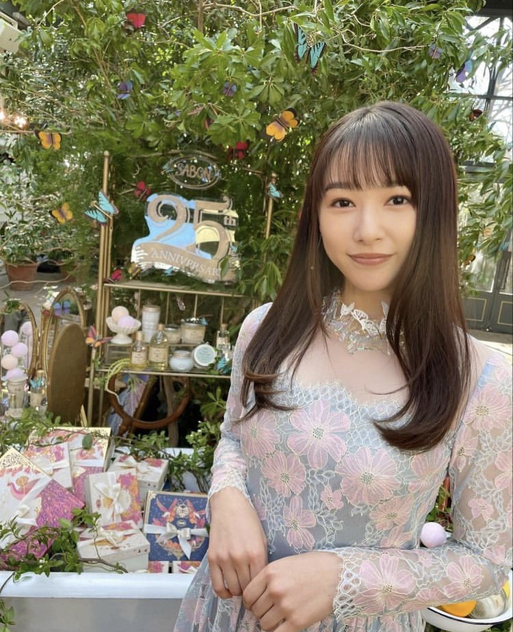桜井日奈子 おっぱい