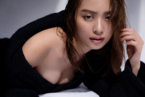 【画像120枚】内田理央の胸が美しすぎる！最高レベルです