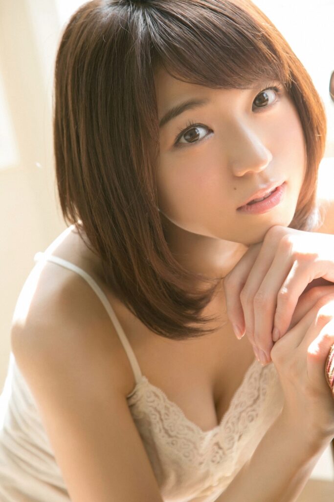 中村静香 おっぱい