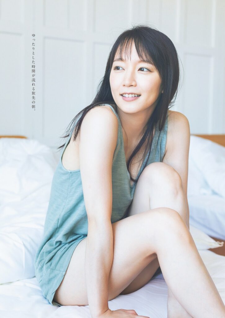 吉岡里帆 おっぱい