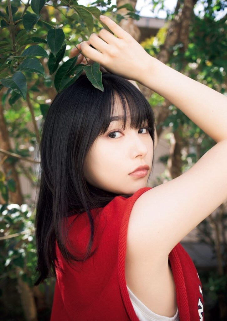 桜井日奈子 おっぱい