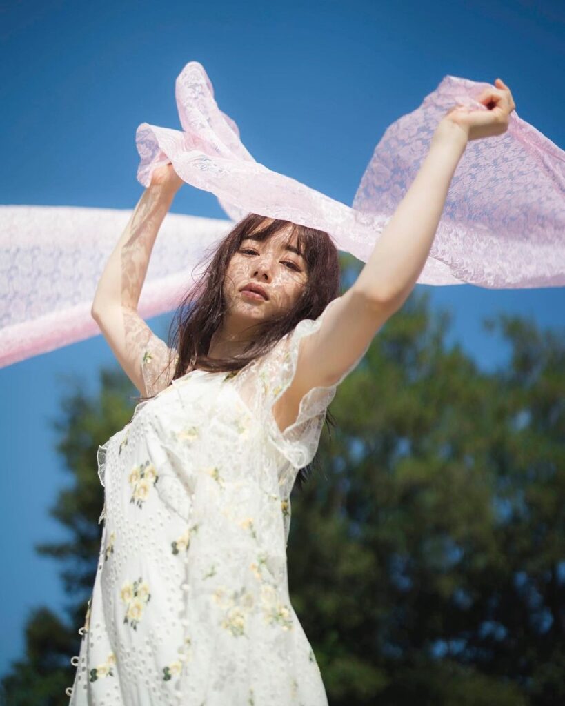 桜井日奈子 おっぱい