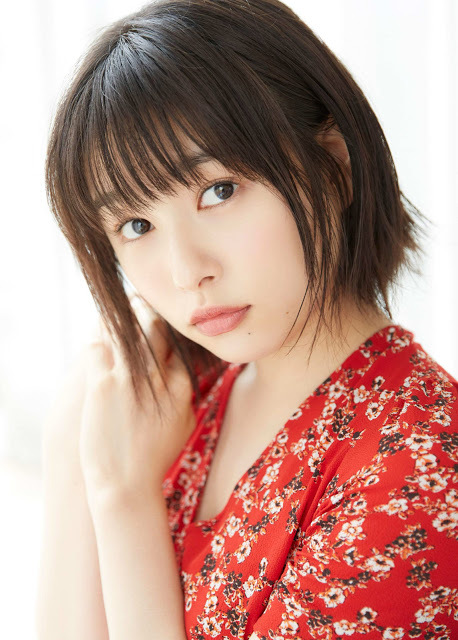桜井日奈子 おっぱい