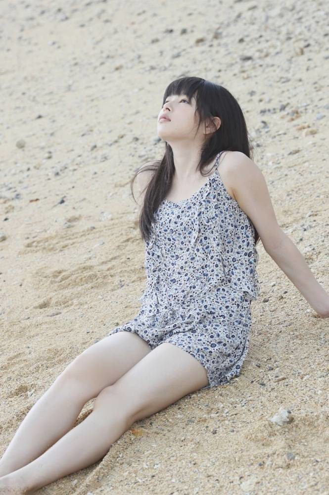 桜井日奈子 おっぱい