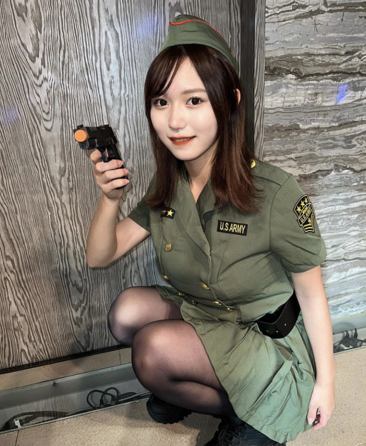くろがねさら おっぱい