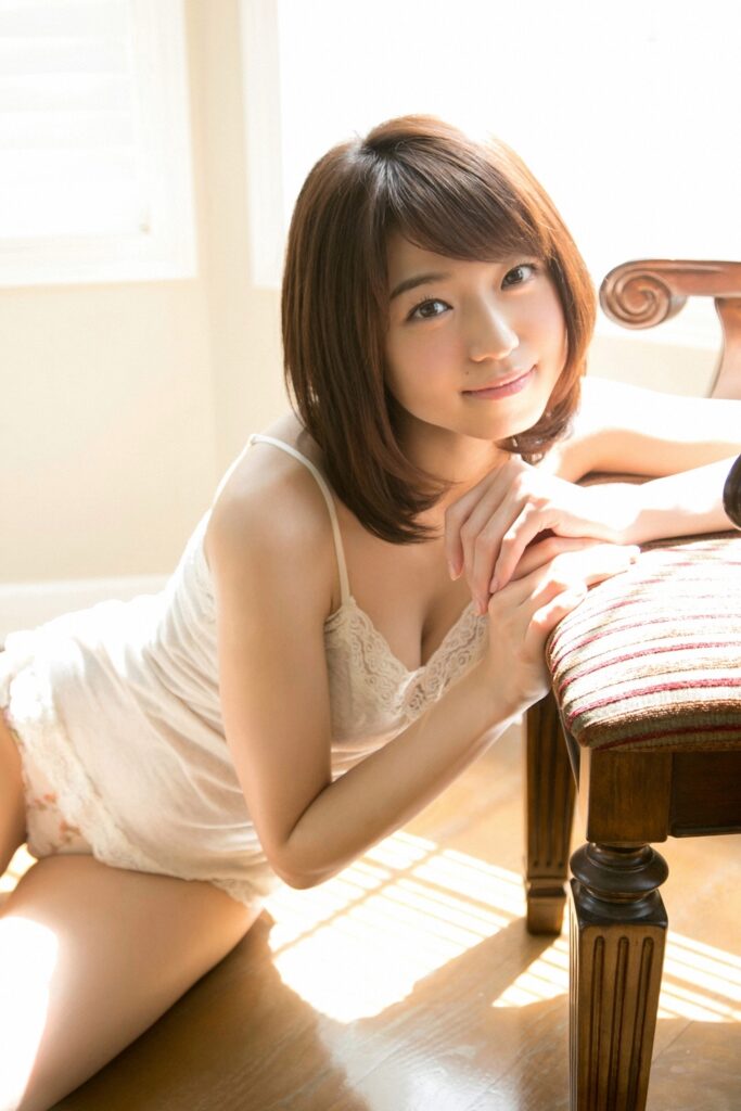 中村静香 おっぱい