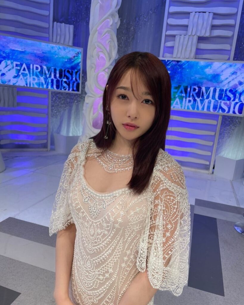 桜井日奈子 おっぱい