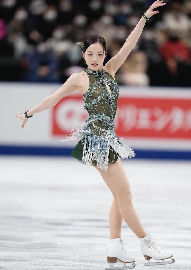 本田真凜 おっぱい